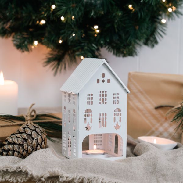 Lune House White