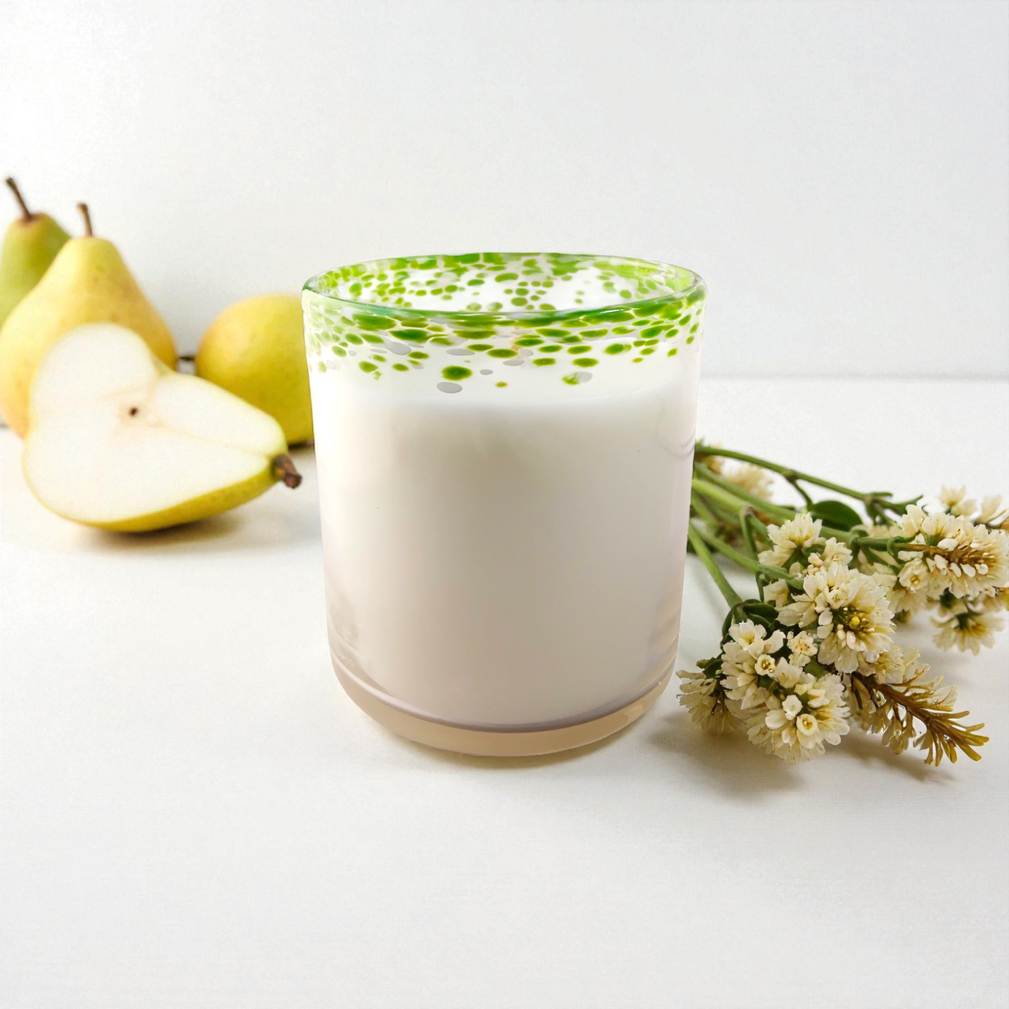 Summer Days Green White - Pear + Freesia