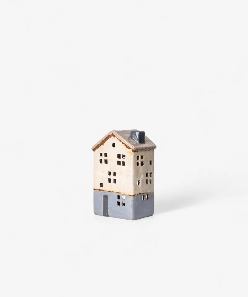 Saint Malo Tea Light House Stone Roof